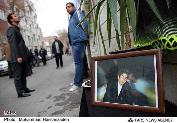 MokhtariFuneral2.jpg