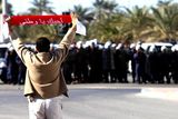 Iran Warns Gulf on Bahrain