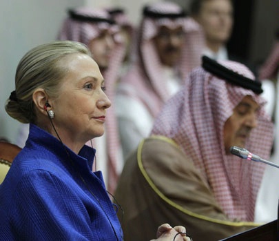120331_clinton_saudifm_405_1.jpg