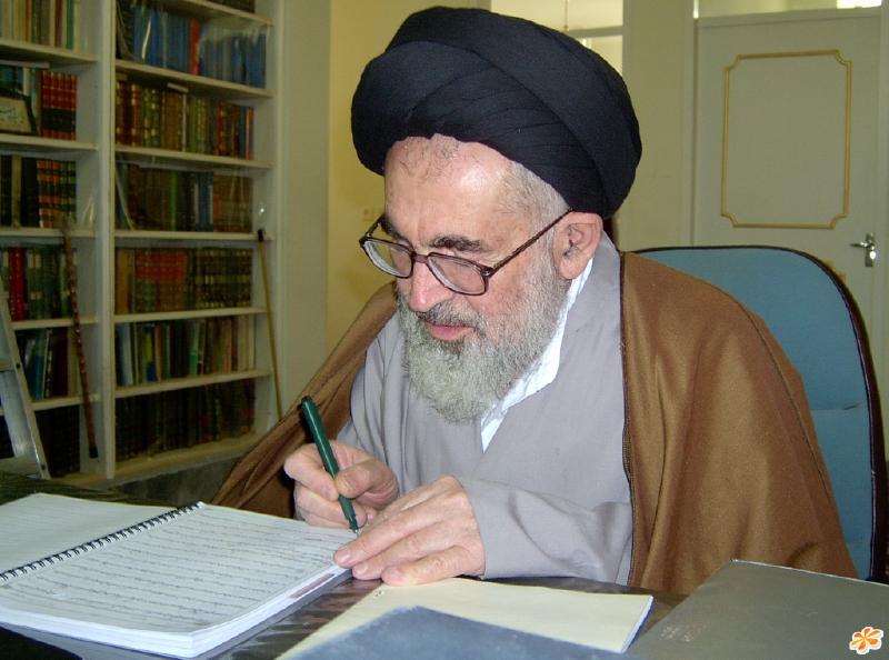 Ayatollaah_Seyyed_Ali_Mohammad_Dastgeib_Shirazi_Javadainblogfacom-1.jpg