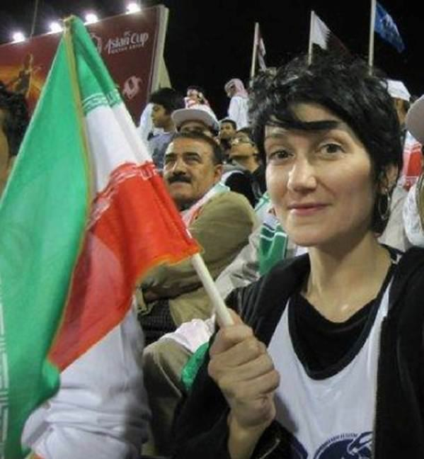 DorothyParvaz+flag.jpg