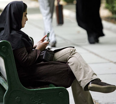 _23995_Iran_phone.jpg