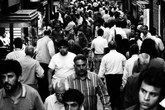 bazaarcrowds.jpg
