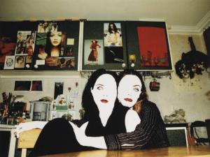 ghasemi_amirali-untitled_from_coffeeshop_ladies~300~10528_20090516_UK040109_134.jpg