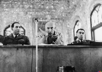 mossadegh+officers.jpg