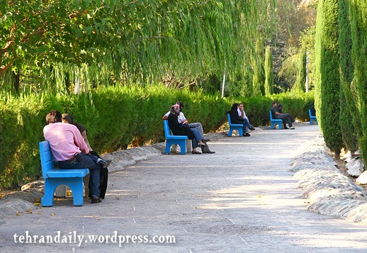 people_in_laleh_park.jpg